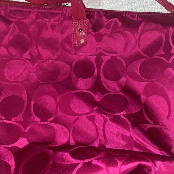 Like new Coach Getaway Signature Nylon Packable Weekender in Hot Pink - Picture 13 of 14